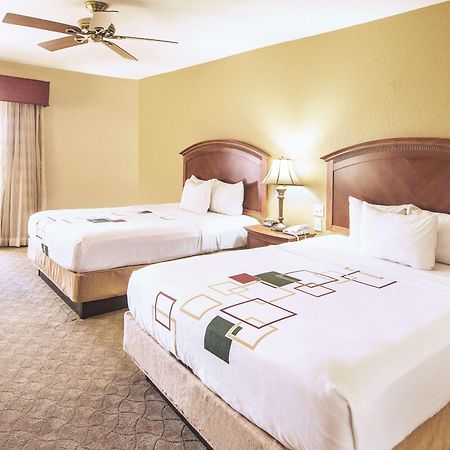 La Quinta By Wyndham Marble Falls Bagian luar foto