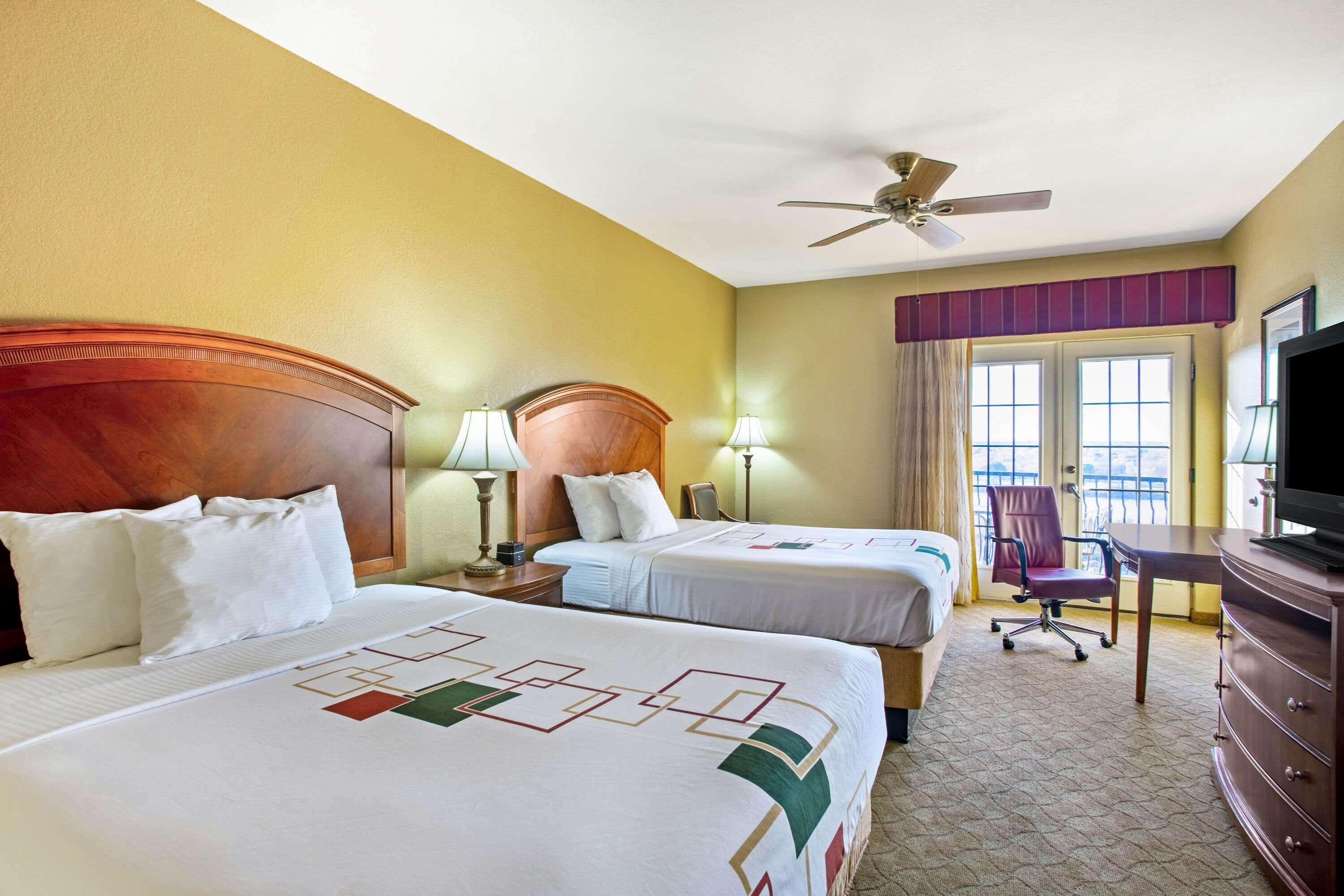La Quinta By Wyndham Marble Falls Bagian luar foto