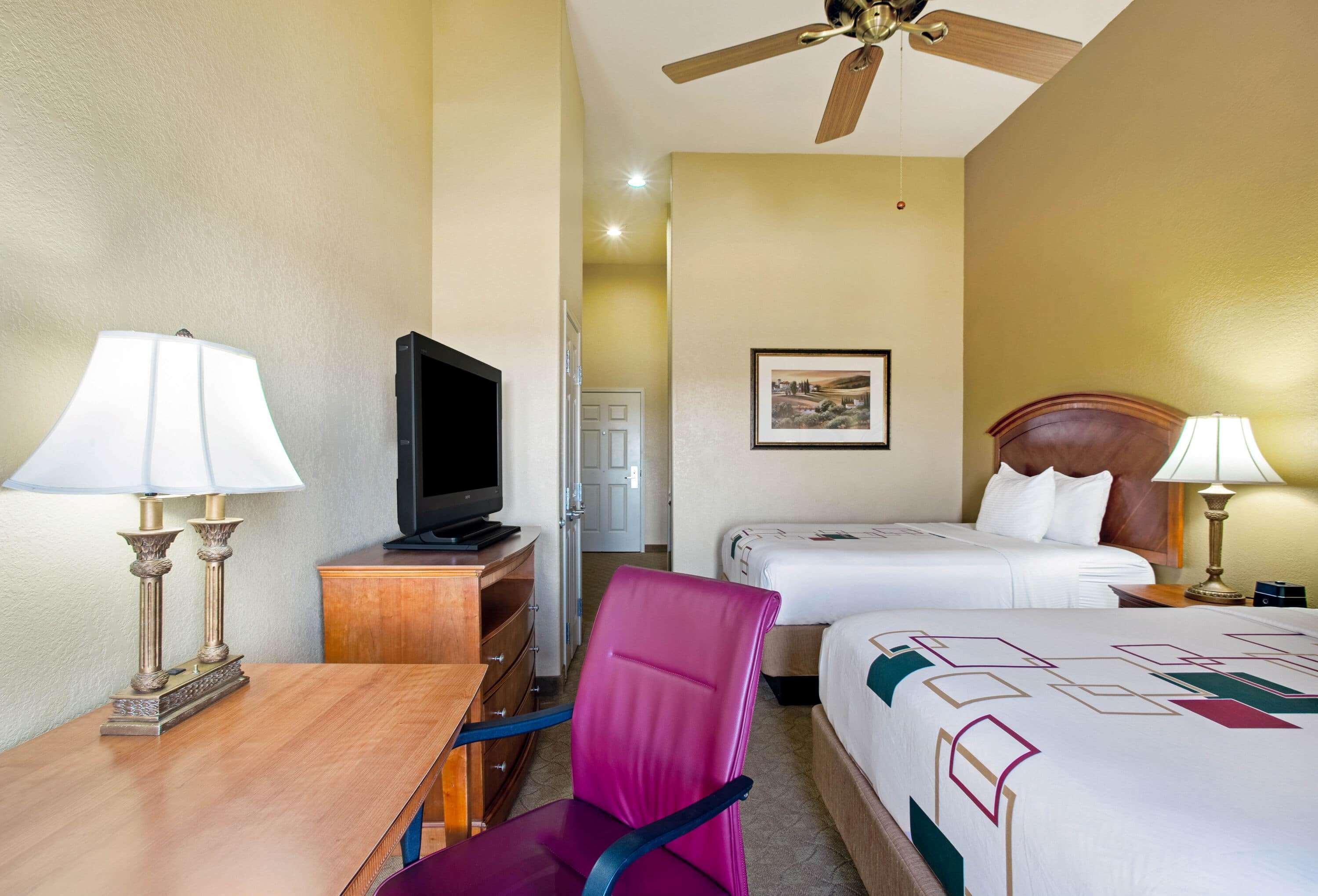 La Quinta By Wyndham Marble Falls Bagian luar foto